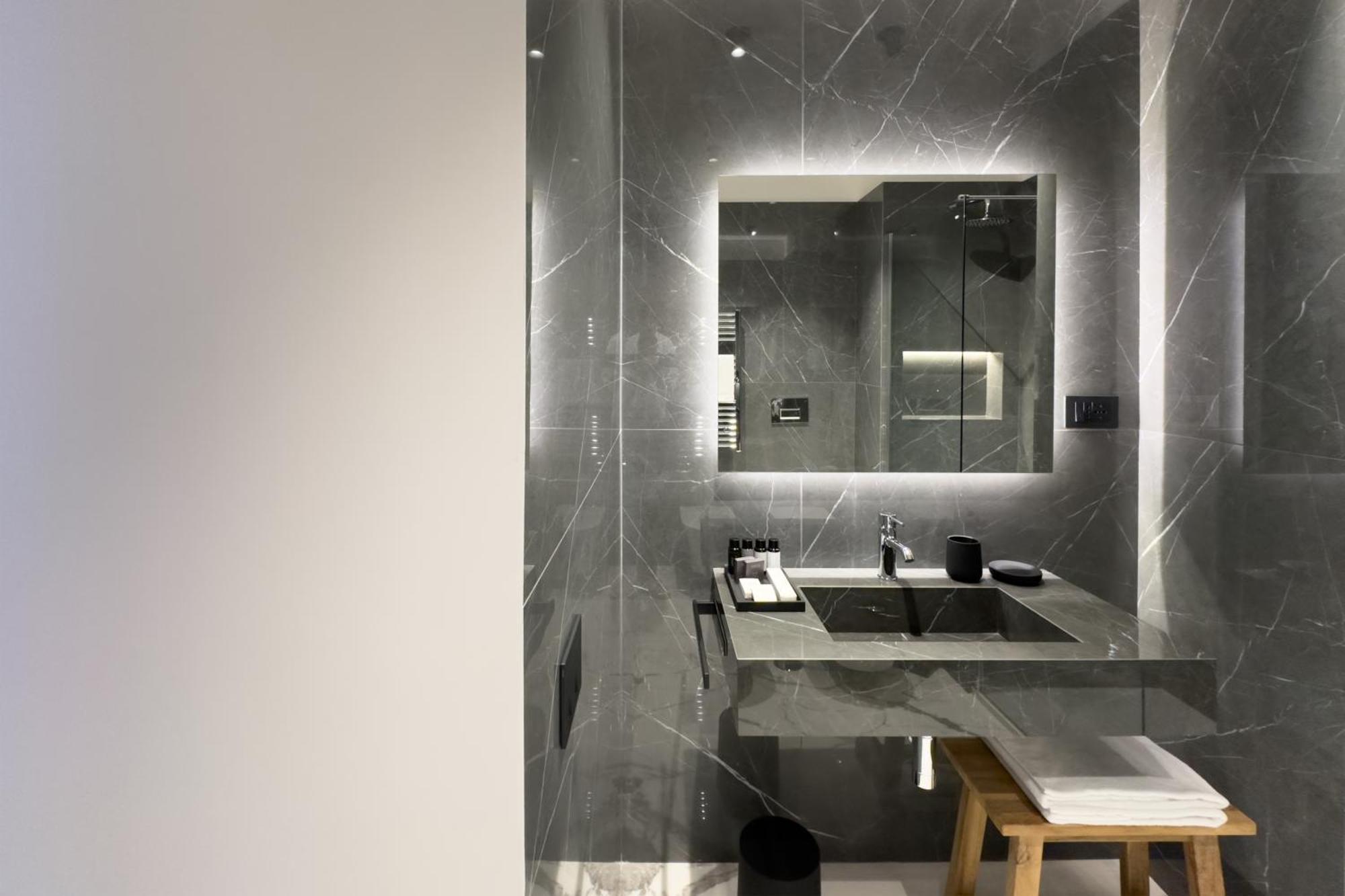 Insogno Suites نابولي المظهر الخارجي الصورة