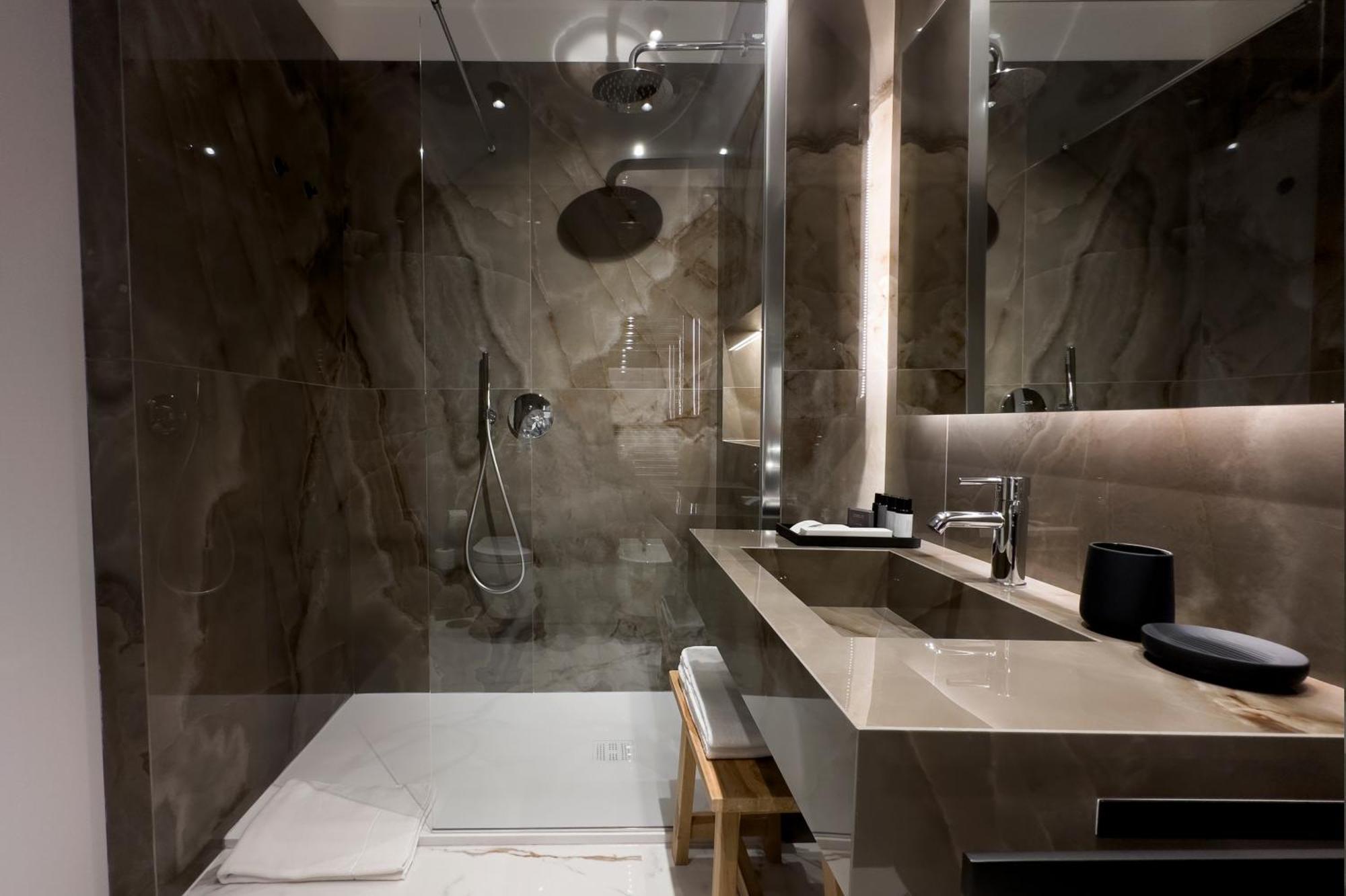 Insogno Suites نابولي المظهر الخارجي الصورة