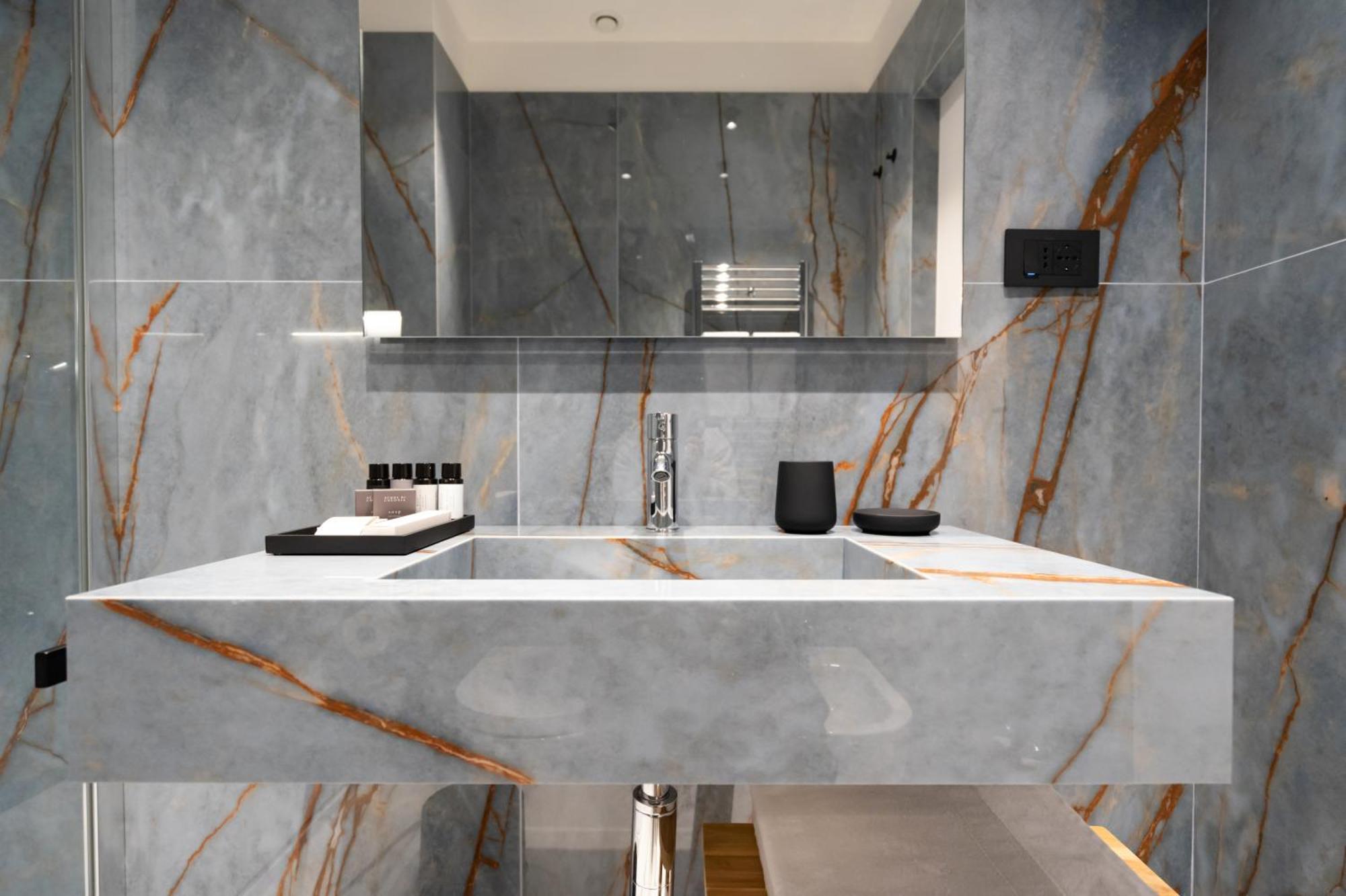 Insogno Suites نابولي المظهر الخارجي الصورة