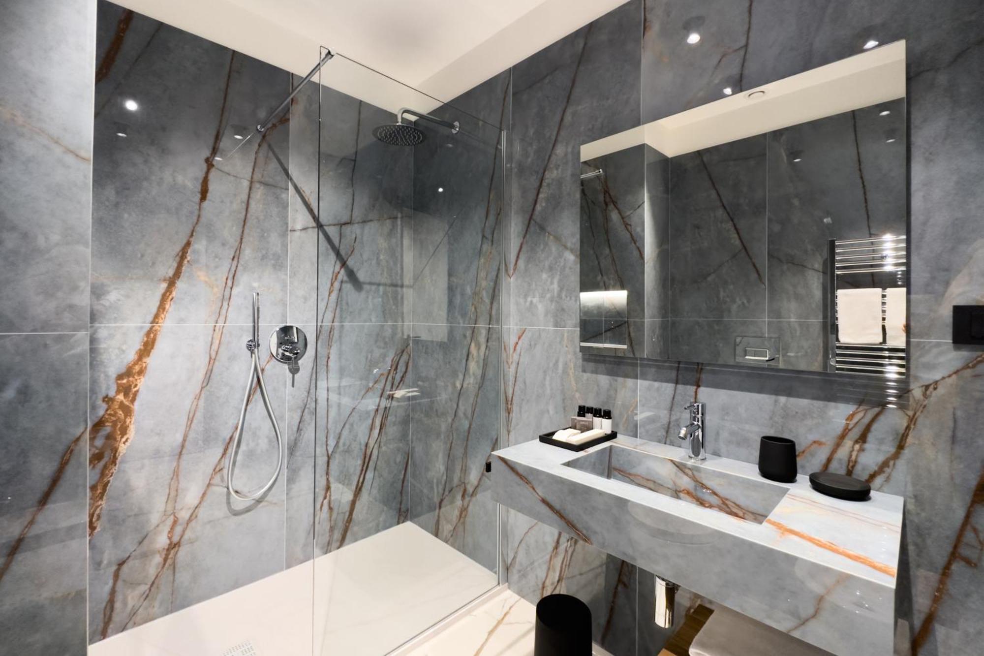Insogno Suites نابولي المظهر الخارجي الصورة